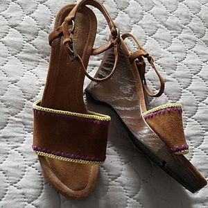 Leather and wood strappy wedge
